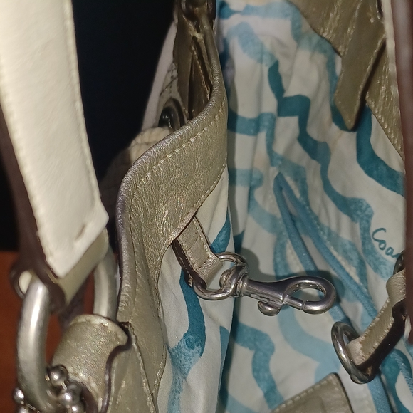 Coach Gold and Cream Tote Bag - Picture 6 of 12